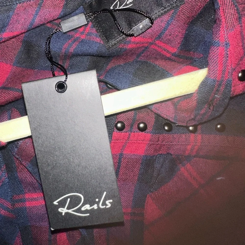 RAILS button down - Picture 2 of 4